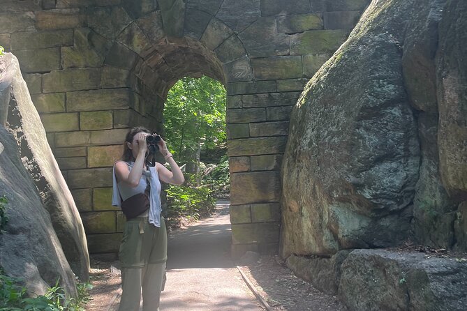 NYC Beginner Private Birdwatching Tour - Bow Bridge: turning a view into bird behavior