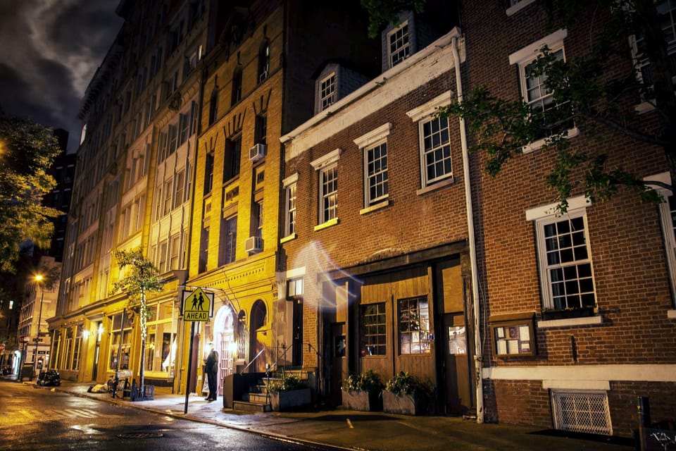 NYC: Boos & Booze Haunted Pub Crawl - Should You Book This Haunted Pub Crawl?