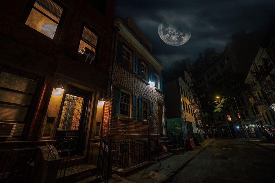 NYC: Boos & Booze Haunted Pub Crawl - Cocktail Moves in the West Village: Optional, Specific, Local