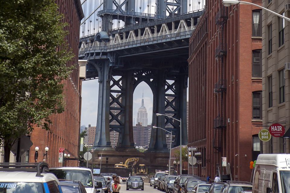 NYC: Brooklyn Bridge and Dumbo District Walking Tour - Manhattan Skyline Views: Where the Best Photos Come From
