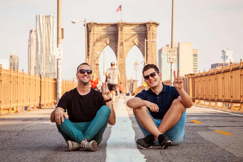 NYC: Brooklyn Bridge and DUMBO Guided Walking Tour - Walking the Brooklyn Bridge: Skyline Views You’ll Actually Use