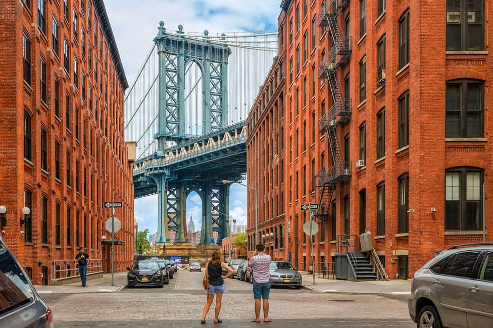 NYC: Brooklyn & DUMBO Bus and Walking Tour with Local Guide - Times Square To Midtown: A Clean Start With Big Windows