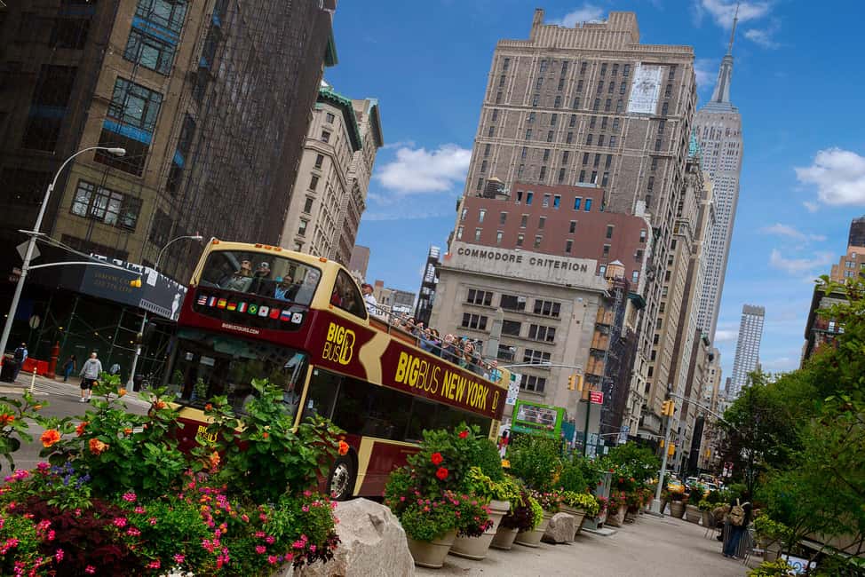 NYC: Brooklyn & DUMBO Bus and Walking Tour with Local Guide - Practical Tips Before You Go (So You Don’t Miss the Good Stuff)