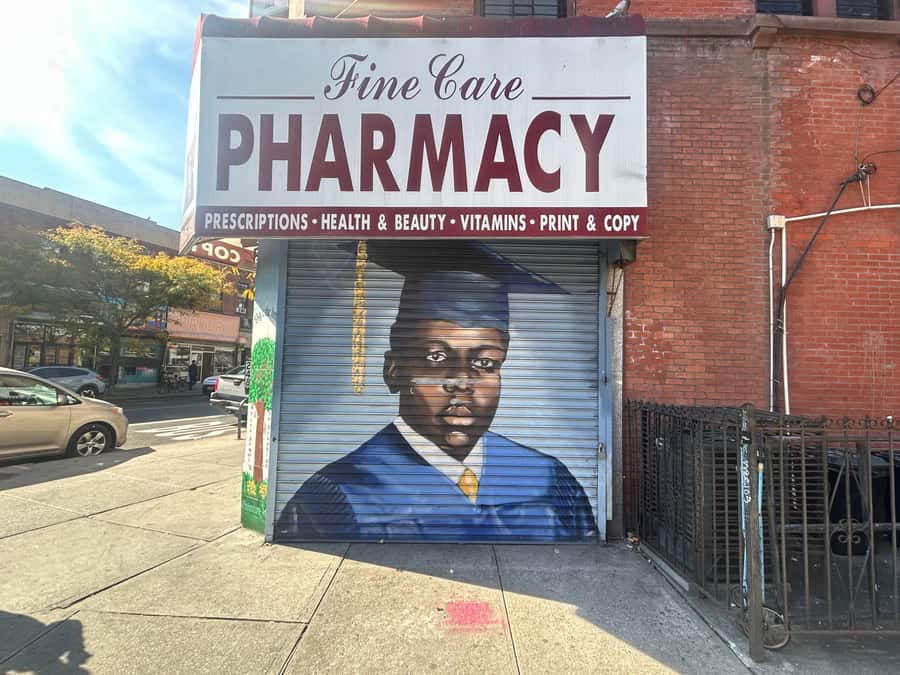 NYC, Brooklyn: Notorious Biggie Smalls Themed Walking Tour - Key highlights to expect