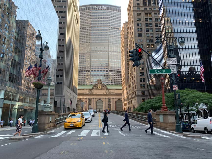 NYC: Bus Tour to Superhero Film Locations - Battery Park and Lady Liberty: the finale and your easy options after