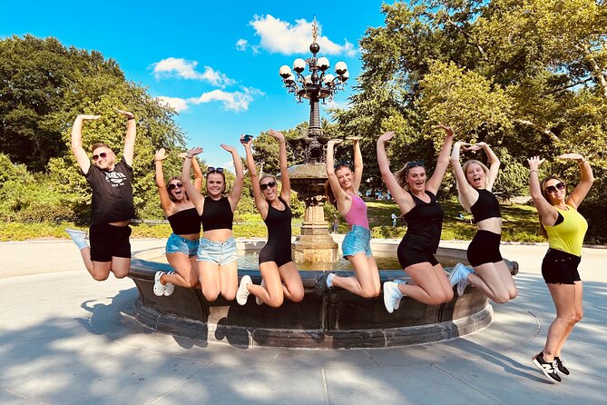 NYC Central Park guided Pedicab Tour - 2 hours - Gapstow Bridge to the Zoo: Pond Views and Animal Spotting