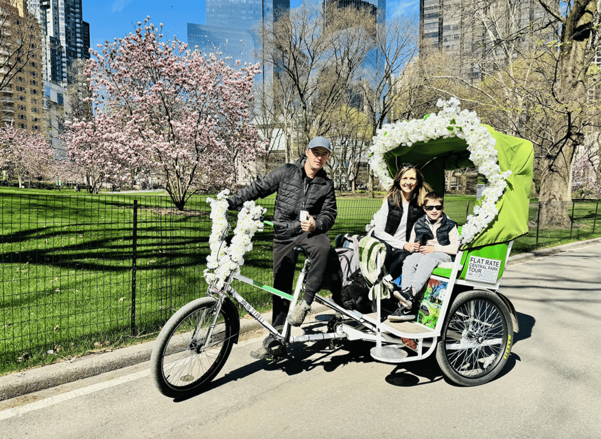 NYC: Central Park Rickshaw Tour / Private and Guided - Meeting up at Starbucks and how the 1–2 hours usually feel