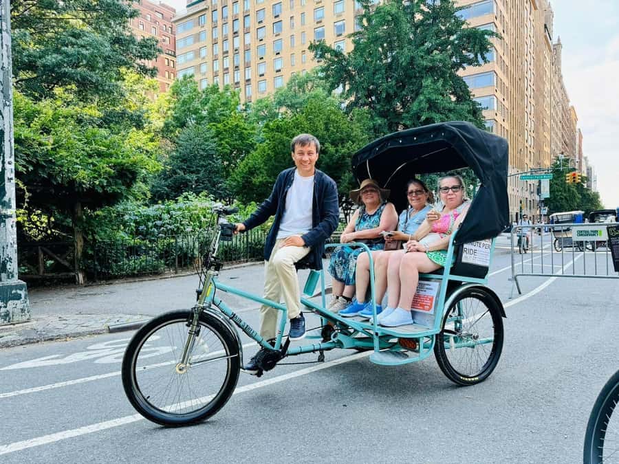 NYC: Central Park Storytelling Pedicab Tour with Theater - The “bookend” architecture: The Mall, Literary Walk, The Dakota, and the Frick area