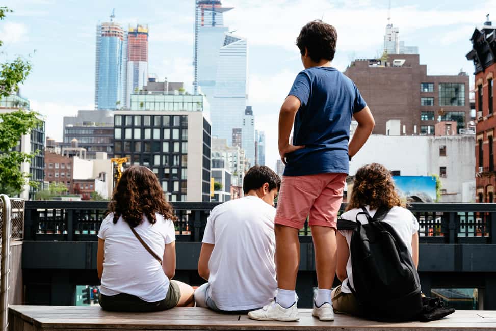 NYC: Chelsea & High Line Tour with Optional Edge Entry - Getting there and meeting your guide under the Pier 54 arch