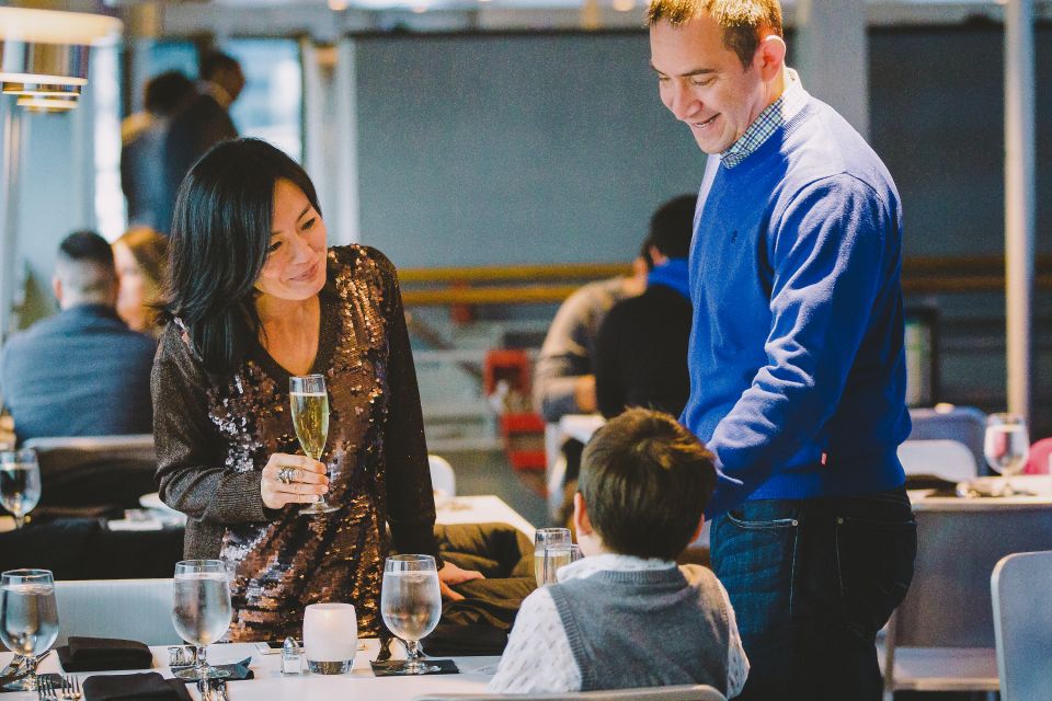 NYC: Christmas Eve Buffet Lunch or Dinner Harbor Cruise - Should you book the City Cruises Christmas Eve harbor cruise?