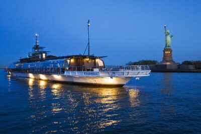 NYC: Christmas Eve Gourmet Brunch or Dinner Harbor Cruise - Pier 61 Check-In: Where Your Cruise Begins