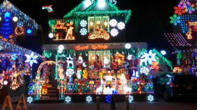 NYC: Christmas Lights Tour and Dyker Heights - Bay Ridge and Dyker Heights: where the Christmas lights go big
