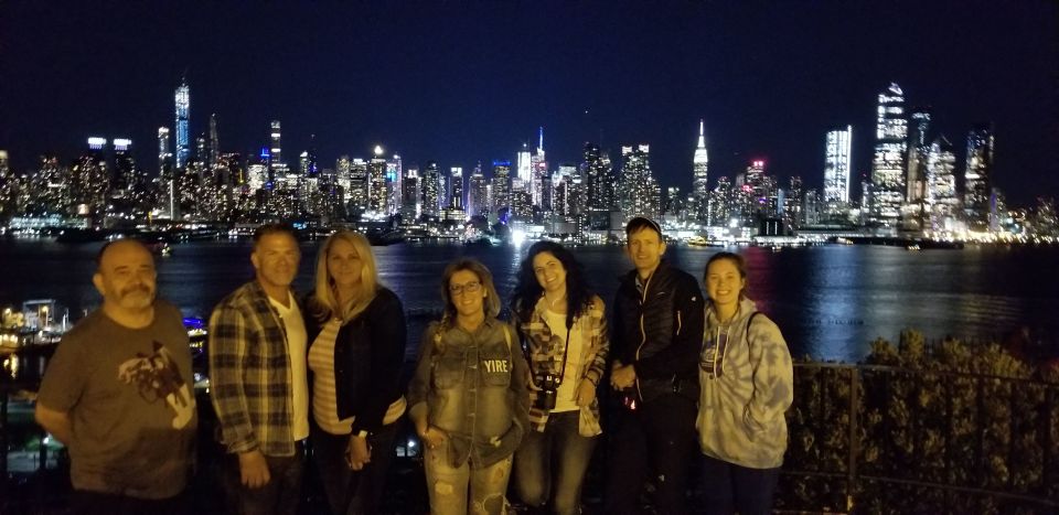 NYC: City Skyline Sightseeing Bus Tour at Night - Frank Sinatra Statue: a quick stop with a strong sense of place