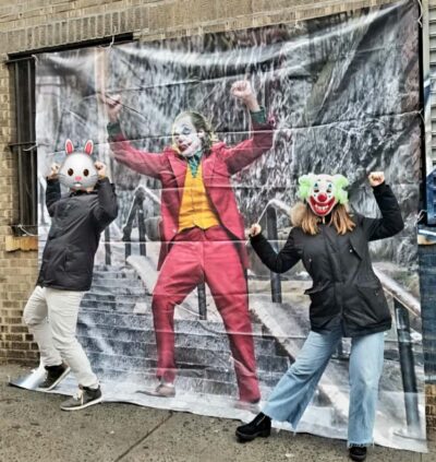 NYC Contrasts Tour: Harlem, Bronx, Bushwick, Queens, and Brooklyn - From Intrepid to the Hudson: Manhattan Views That Set Up the Whole Story