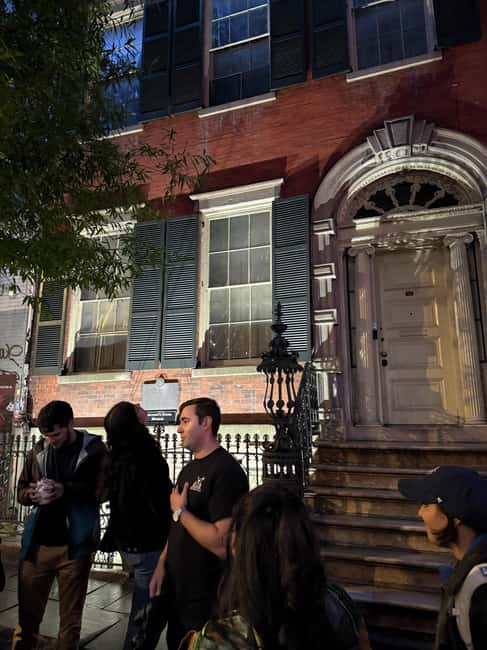 NYC Dark History Tour: Ghosts, Murders & Mafia! - Little Italy for 30 Minutes: Mafia Underworld Meets Interactive Fun