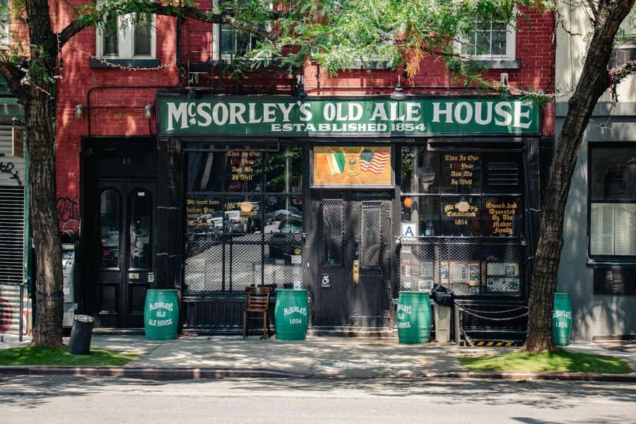 NYC: East Village & Midtown Irish History Walking Tour - Why This East Village and Midtown Irish History Tour Works So Well