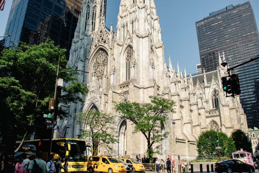 NYC: East Village & Midtown Irish History Walking Tour - Gramercy Park: A Quiet Pocket That Still Feels Historic