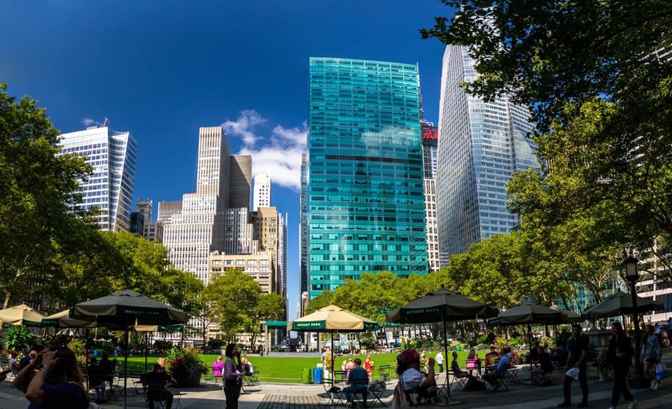 NYC: Eat 4 New York Foods & See 30 Sights Walking Tour - Cutting toward Little Italy and Chinatown’s food streets