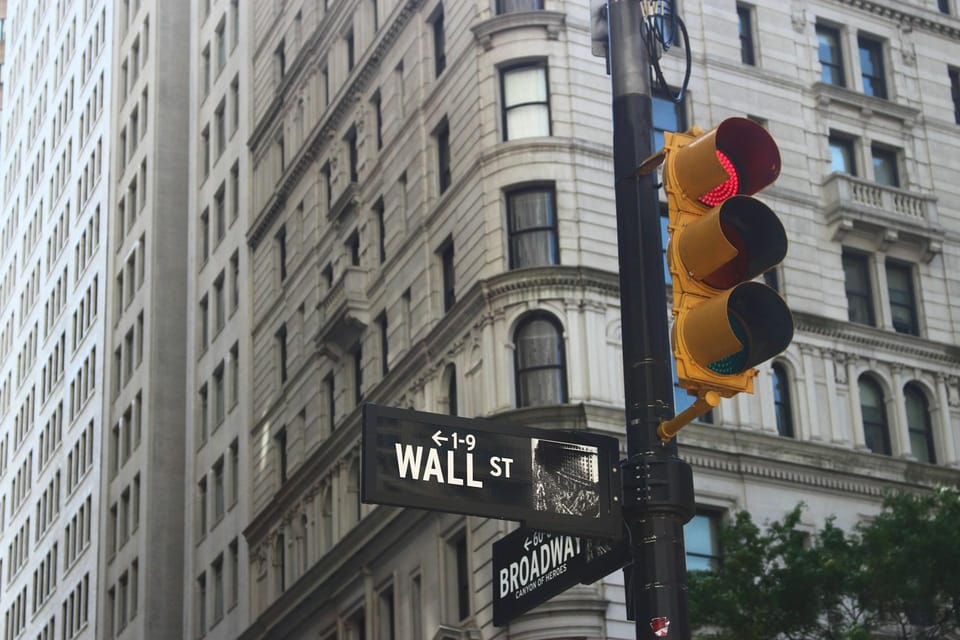NYC: Empire State Building & Manhattan Walking Tour - Wall Street, NYSE Icons, and the 9/11 Memorial Pools Moment