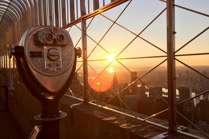 NYC Empire State Building Sunrise Experience + Starbucks Reserve - Crowd Level, Group Size, and Getting a Good Spot