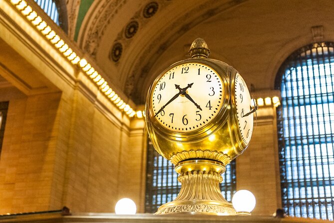 NYC Grand Central Terminal Self-Guided Walking Tour - Headphones, Phone Choice, and the Tech That Can Matter