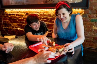 NYC: Greenwich Village Guided Food Tour - Stop-by-Stop: From Bagel Bob’s to Molly’s Cupcakes