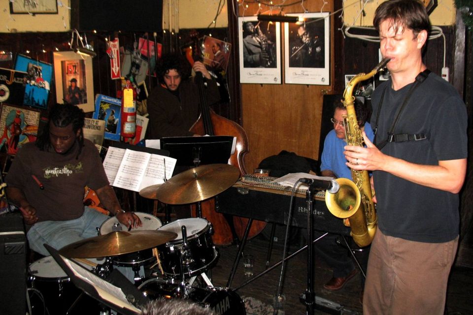 NYC: Greenwich Village Jazz Crawl - Photography Rules: Capture the Musicians, Not the Room