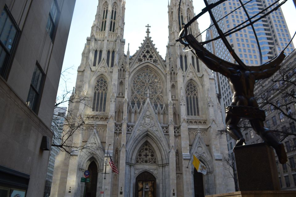 NYC: Guided Bus and Walking Tour with Staten Island Ferry - Fifth Avenue: Empire State Building Vibes and Architecture Clues