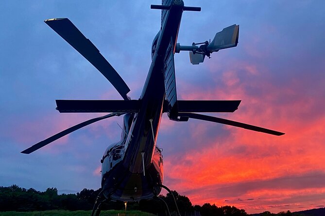 NYC Helicopter Proposal Tour with Photos and Champagne - NYC Helicopter Proposal Tour: what you’re really paying for
