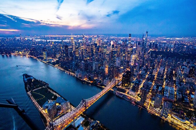 NYC Helicopter Proposal Tour with Photos and Champagne - From Manhattan to White Plains: your pre-flight rhythm