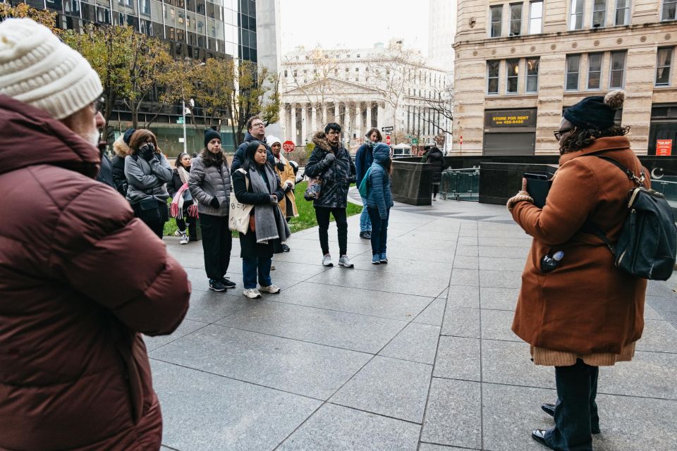 NYC: History of Slavery & Underground Railroad Walking Tour - Fraunces Tavern and Trinity Church: the same blocks, different truths