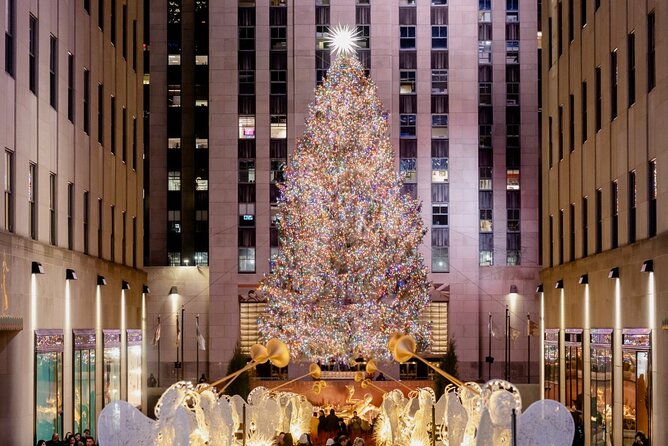 NYC Holiday Lights Sightseeing Bus Tour - The Stop List: From Skating Lights to Skyline Crowns