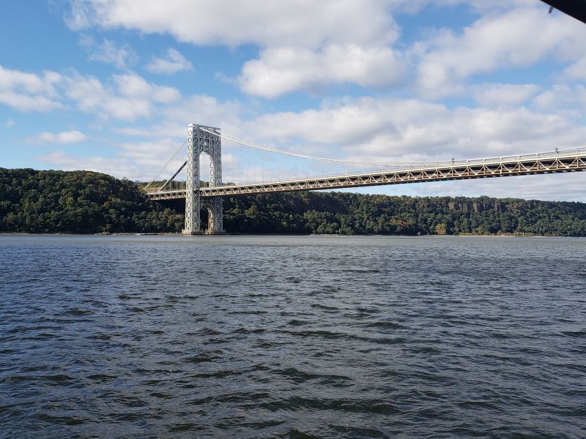 NYC: Hudson River Fall Foliage Sailing Trip - Who should book this fall foliage sail?