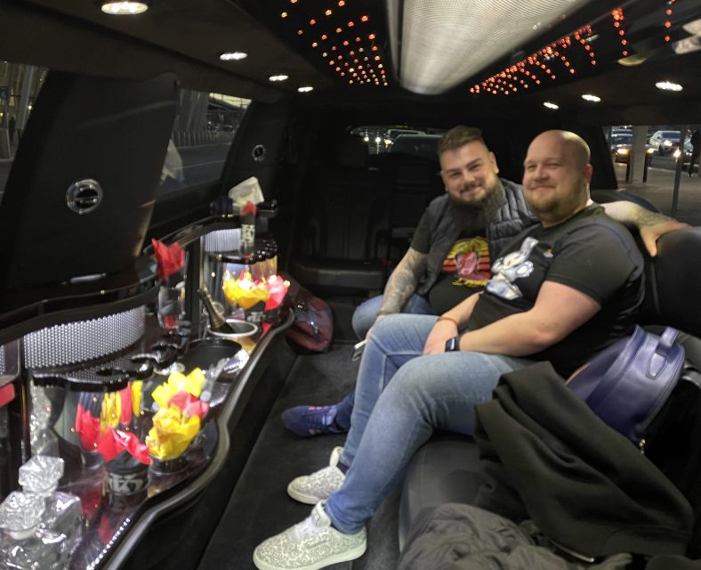 NYC Limousine Tour By Stretch Limo-King And Queen Limo NYC - Lower Manhattan: Wall Street, Charging Bull, and Financial District views
