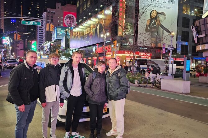 NYC Limousine Tour (New York "NYC Limo Tour" Limo, SUV Or Van ) - The 3-Hour Manhattan Plan: Major Landmarks and Real Traffic