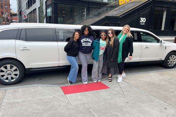 NYC Limousine Tour (New York "NYC Limo Tour" Limo, SUV Or Van ) - Photo Stops That Actually Let You Get the Shot