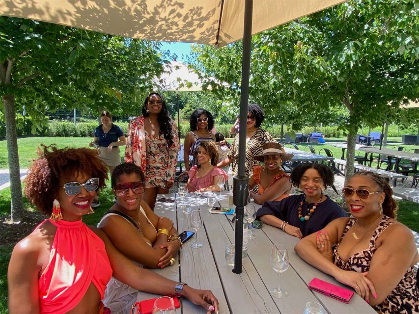 NYC: Long Island Sommelier-Guided Wine Tasting Tour - The farm market break: pies, produce, and a reset for your day
