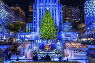 NYC: Magical Christmas Lights Carriage Ride - Getting Seated at Central Park South (Jose Marti Statue)