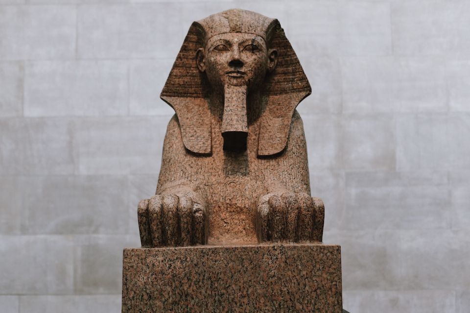 NYC: Metropolitan Museum of Art (MET) Guided Museum Tour - Starting at the Met’s Great Hall: a faster way to get your bearings