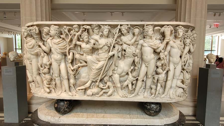 NYC: Metropolitan Museum: "Secrets of the MET" Experience - European Paintings and the Art of Noticing What Matters