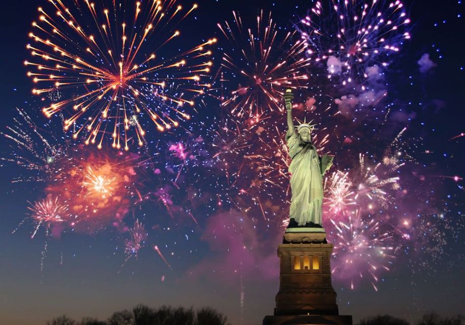 NYC: New Year's Eve Buffet Dinner Fireworks Harbor Cruise - DJ Music, Dance Energy, and the Reality of “Holiday Sound”