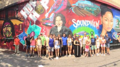 NYC: New York City Contrasts Tour through Harlem, The Bronx, Queens and Brooklyn - Where you start: Times Square, then head for the real city