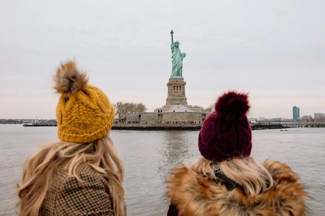 NYC Night Bus Sightseeing Tour with Free Statue of Liberty Cruise - West Side night calm: The High Line and Little Island