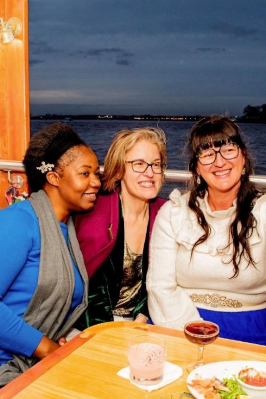 NYC: Night Holiday Lights and Cocoa Cruise - Open deck time and photo angles without the chaos