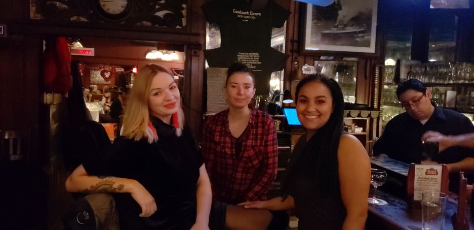 NYC: Night Out Prohibition History Bar and Speakeasy Tour - Dress code and entry rules: the small things that control your night