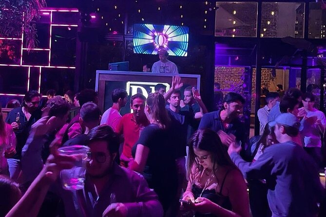 NYC Nightlife Crawl: Bars, Clubs & VIP Entry - Price and value: what $32.50 buys you