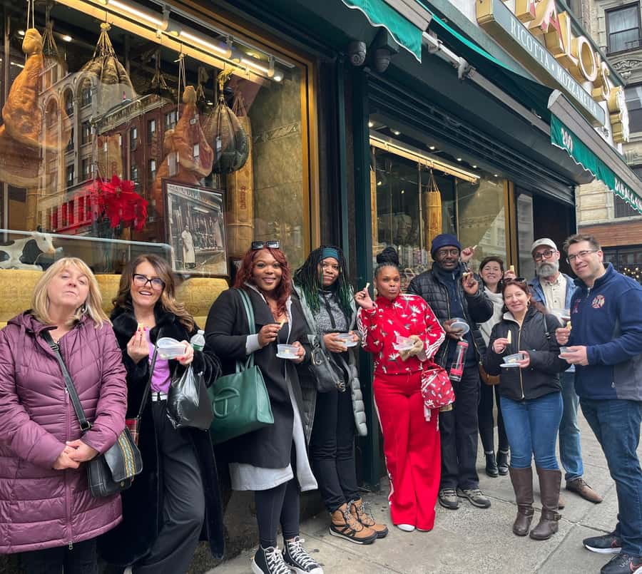 NYC: Original Chinatown and Little Italy Foodie Tour - Getting started at Silk Road Cafe on Mott Street