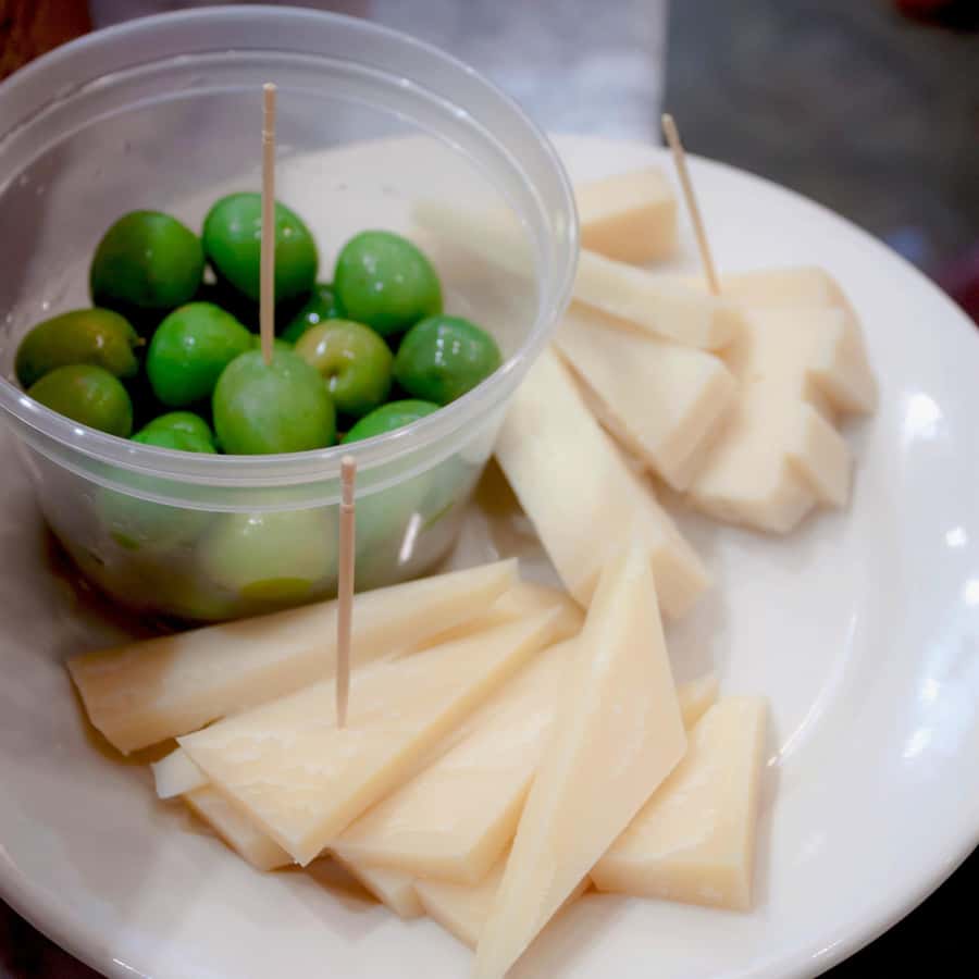 NYC: Original Chinatown and Little Italy Foodie Tour - Walking Chinatown’s core streets and landmarks