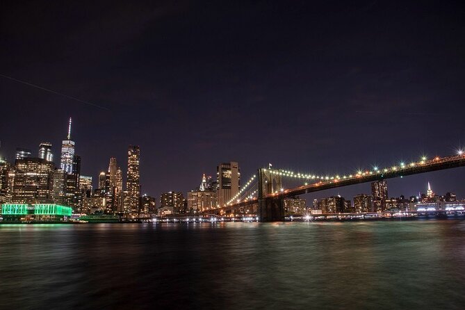 NYC Private Holiday Lights Tour - The drive between stops: why “scenery from the car” actually matters