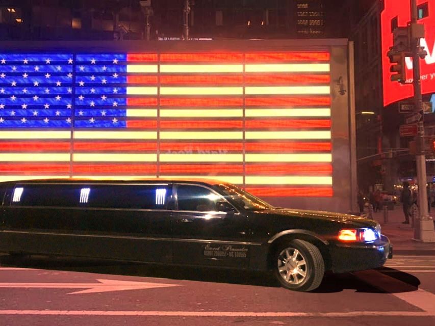 NYC: Private Home Alone 2 Stretch Limousine Tour with Pizza - The real magic: seeing Home Alone 2 locations in street-level life